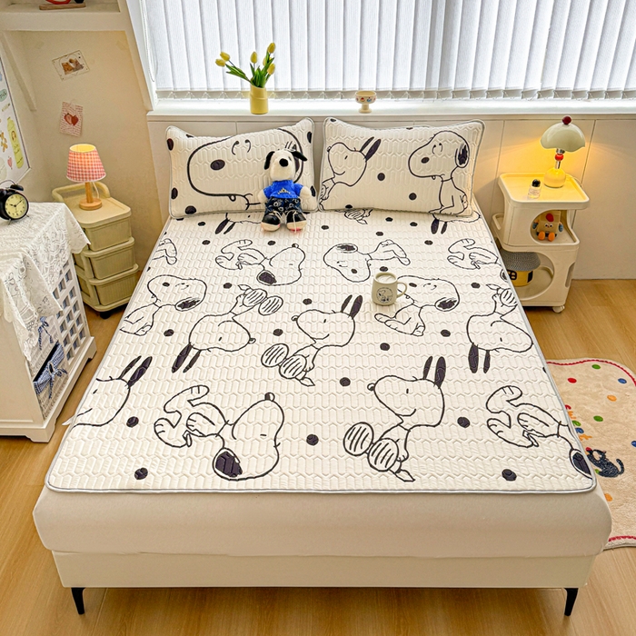 91家纺网 家纺一手货源 找家纺 梓之赫 2026新款史努比凉感丝乳胶凉席席子夏被夏凉被空调被 史努比乐园