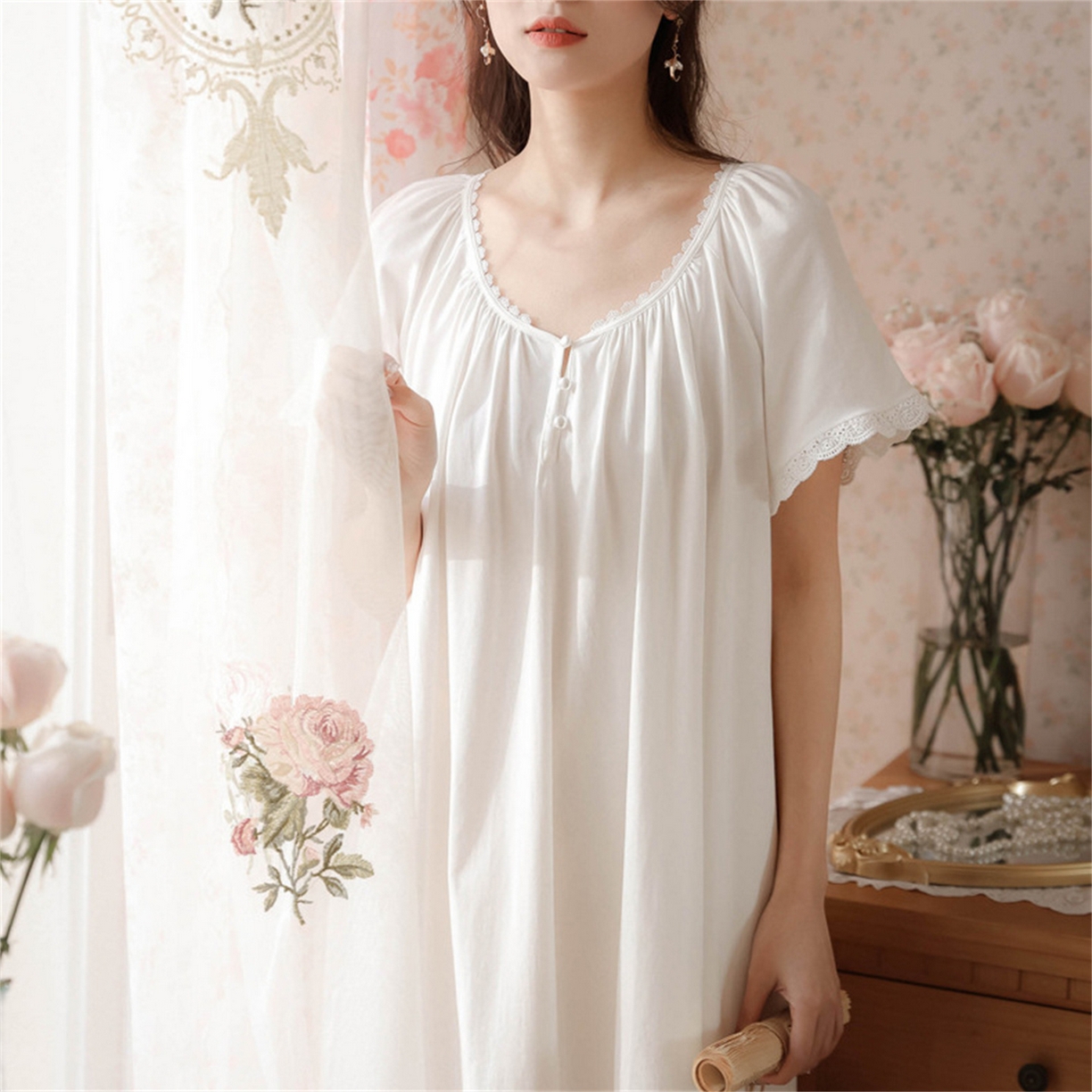91家纺网 家纺一手货源 找家纺 洛兰沙家居馆 2026新款睡裙女夏季短袖新品宽松长款宫廷公主法式复古薄孕妇睡衣家居服 白色
