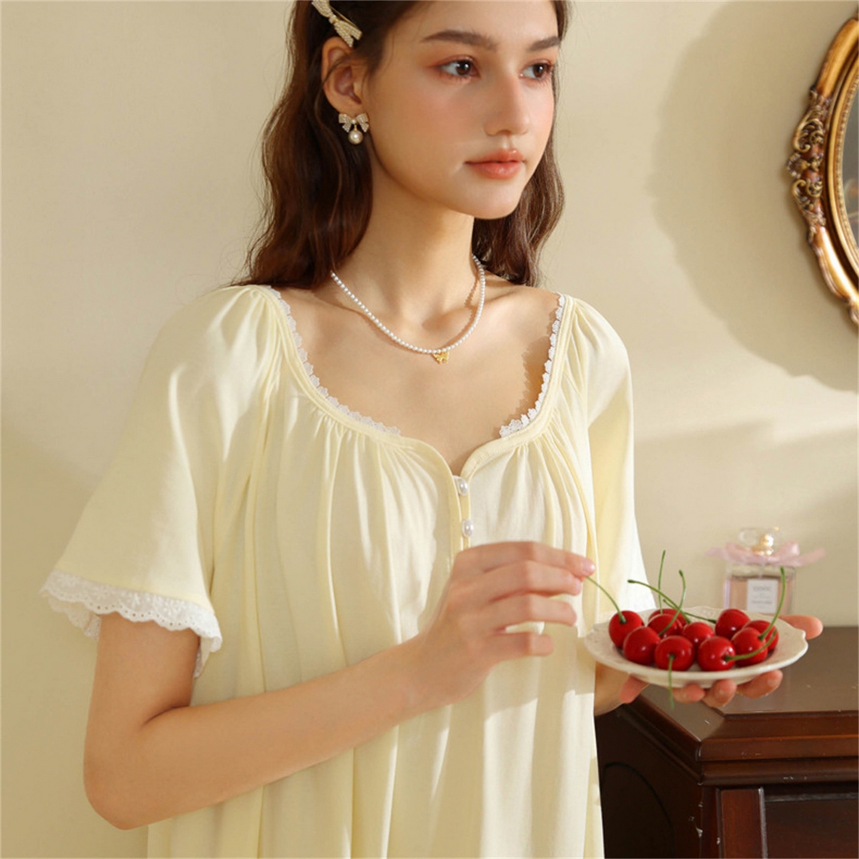 91家纺网 家纺一手货源 找家纺 洛兰沙家居馆 2026新款睡裙女夏季短袖新品宽松长款宫廷公主法式复古薄孕妇睡衣家居服 浅黄