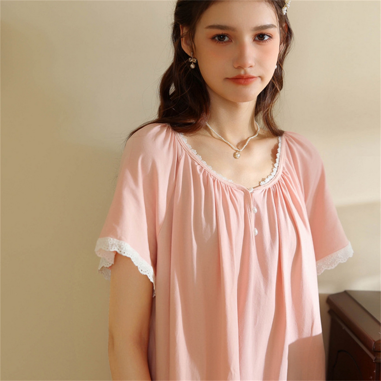 91家纺网 家纺一手货源 找家纺 洛兰沙家居馆 2026新款睡裙女夏季短袖新品宽松长款宫廷公主法式复古薄孕妇睡衣家居服 浅粉