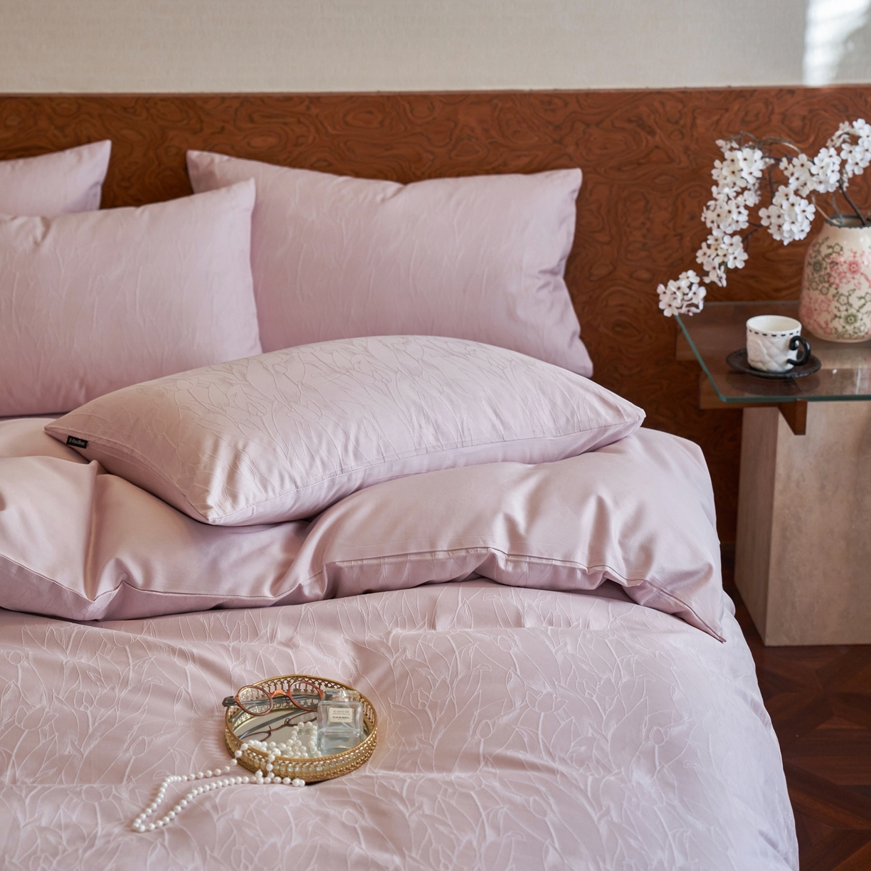 91家纺网 家纺一手货源 找家纺 亿梵家居 2026新款100支长绒棉纯棉厚织大提花四件套 芊芊花语-星黛紫