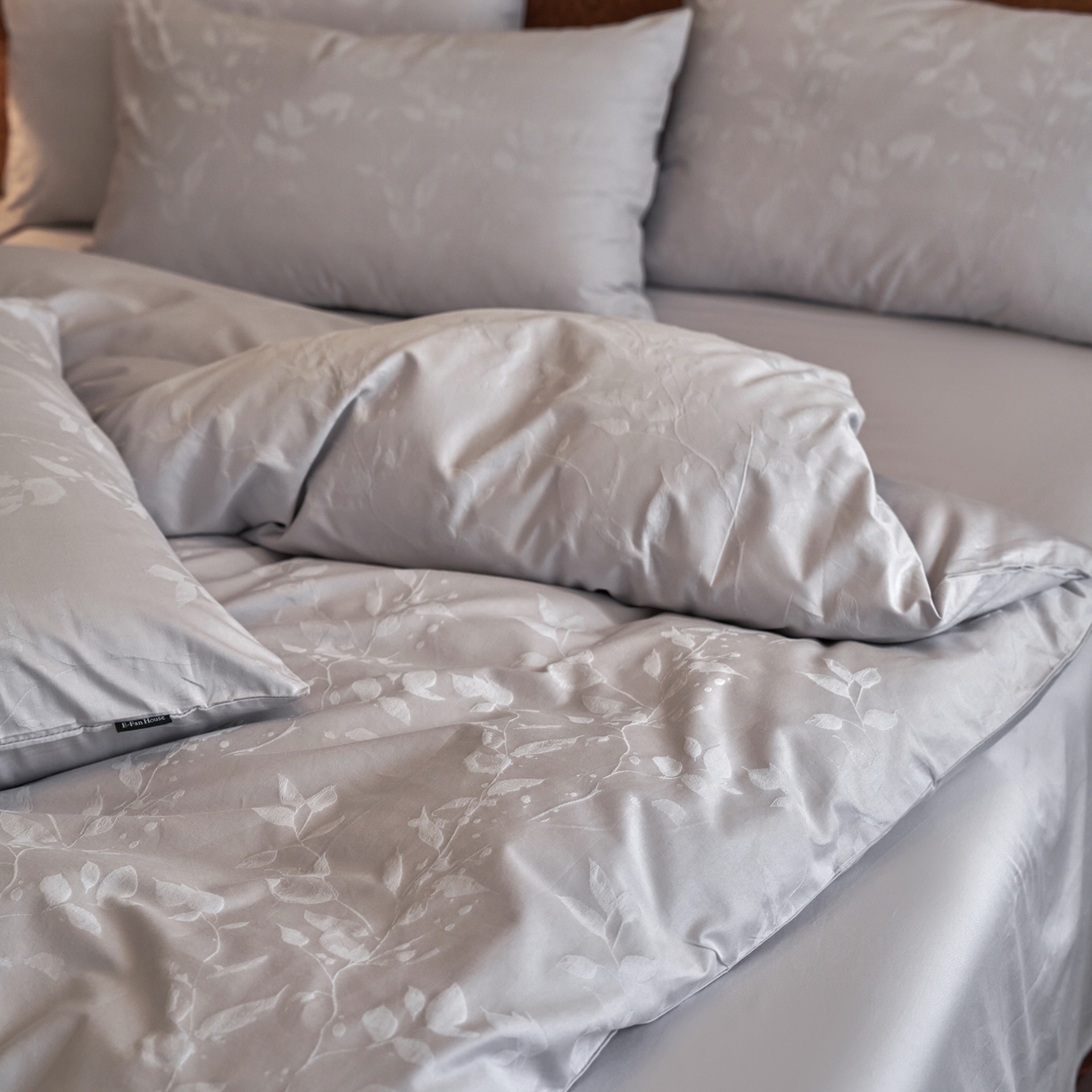 91家纺网 家纺一手货源 找家纺 （总）亿梵家居 2026新款100支长绒棉纯棉厚织大提花四件套