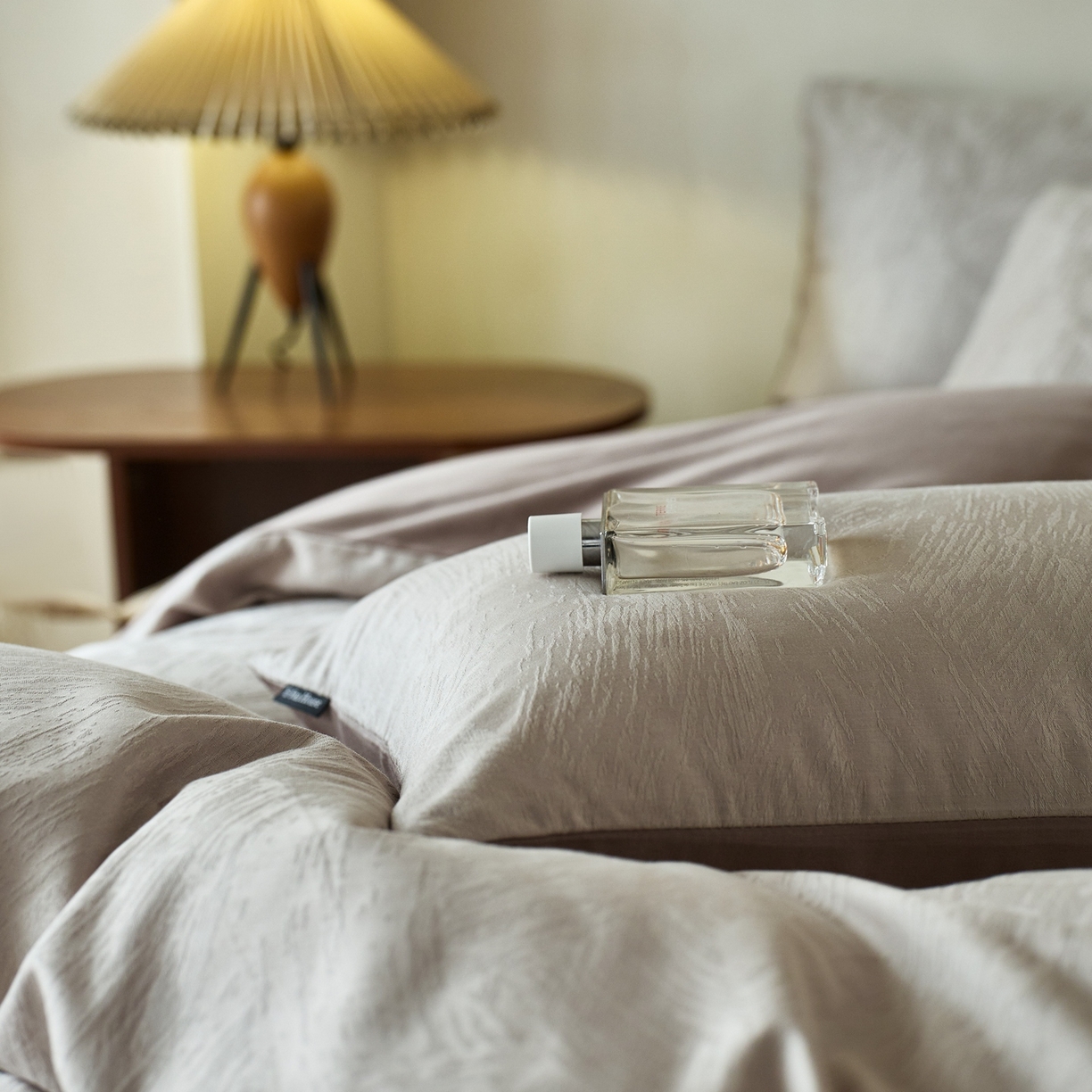 91家纺网 家纺一手货源 找家纺 亿梵家居 2026新款100支长绒棉纯棉厚织大提花四件套 西西里-奶茶