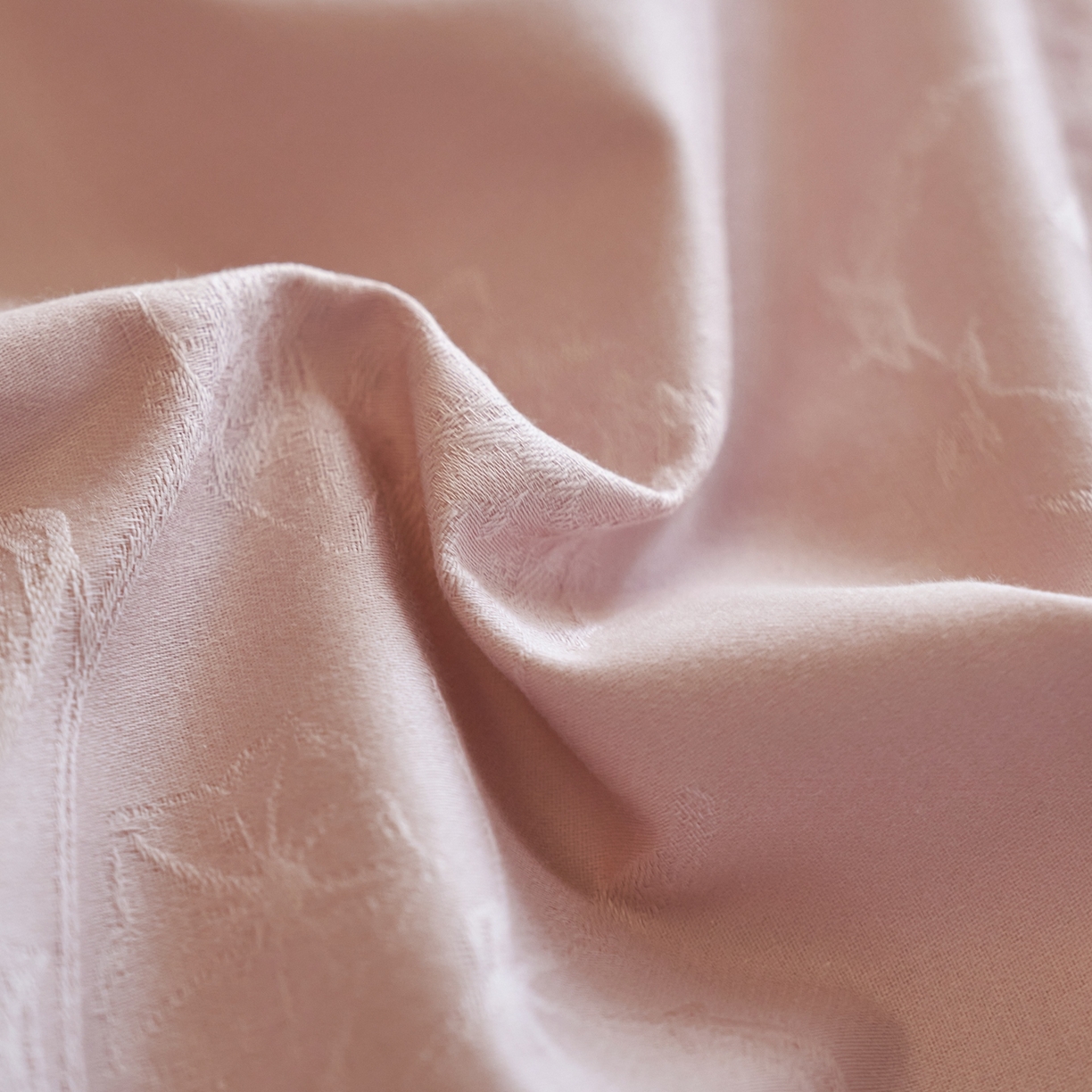 91家纺网 家纺一手货源 找家纺 亿梵家居 2026新款100支长绒棉纯棉厚织大提花四件套 雅芙-浅粉玉