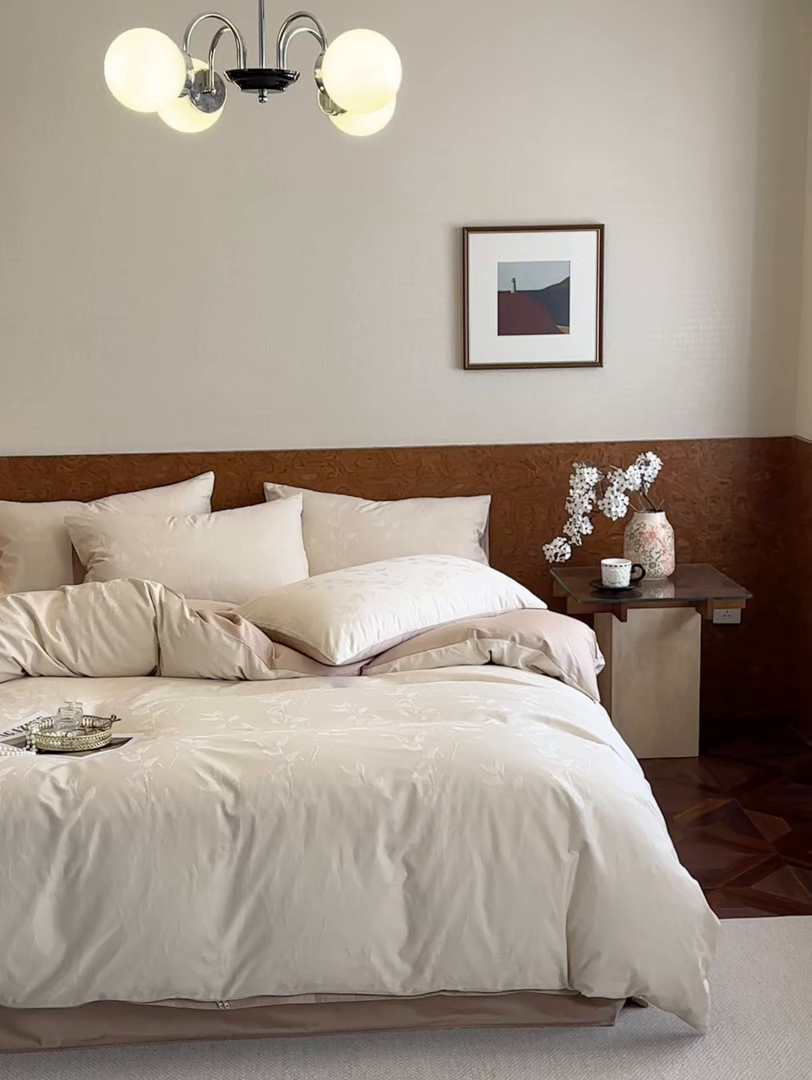 91家纺网 家纺一手货源 找家纺 亿梵家居 2026新款100支长绒棉纯棉厚织大提花四件套 安缦春也-浅奶咖