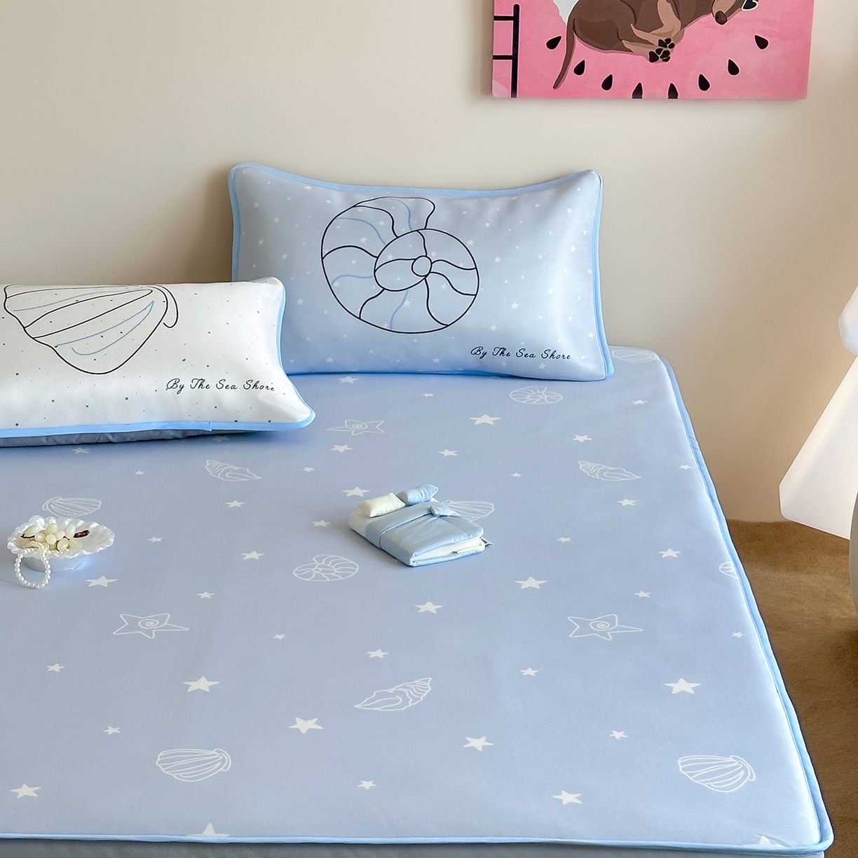 91家纺网 家纺一手货源 找家纺 桃喜 2026新款数码印花冰纤维牛奶丝凉席 海盐贝壳