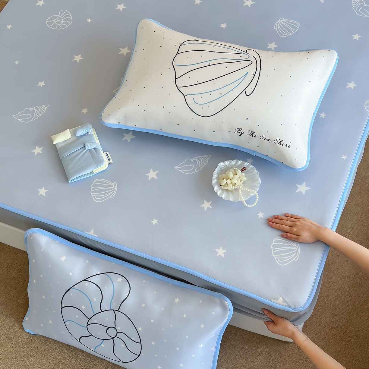 91家纺网 家纺一手货源 找家纺 桃喜 2026新款数码印花冰纤维牛奶丝凉席 海盐贝壳