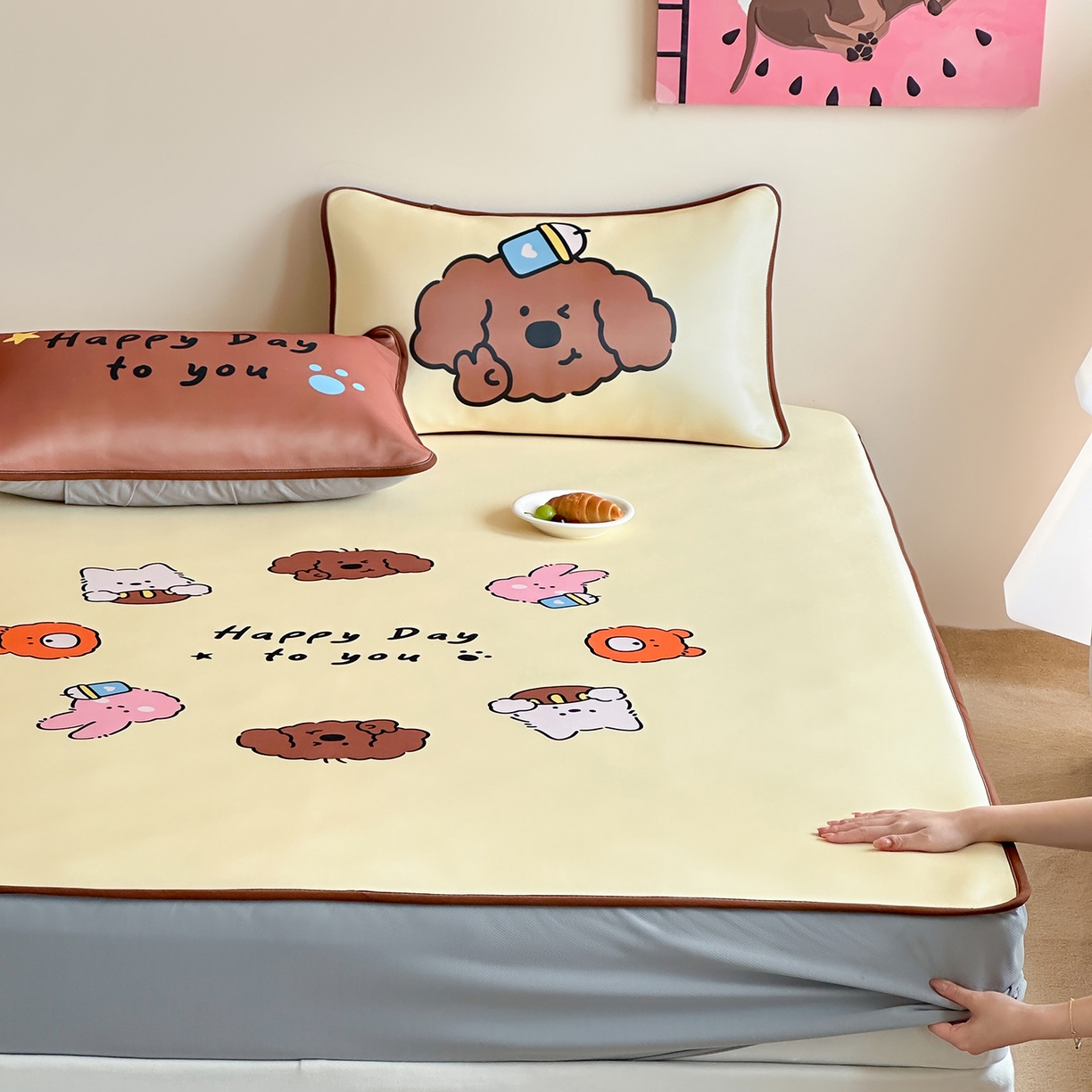 91家纺网 家纺一手货源 找家纺 桃喜 2026新款数码印花冰纤维牛奶丝凉席 卷毛狗勾的夏天