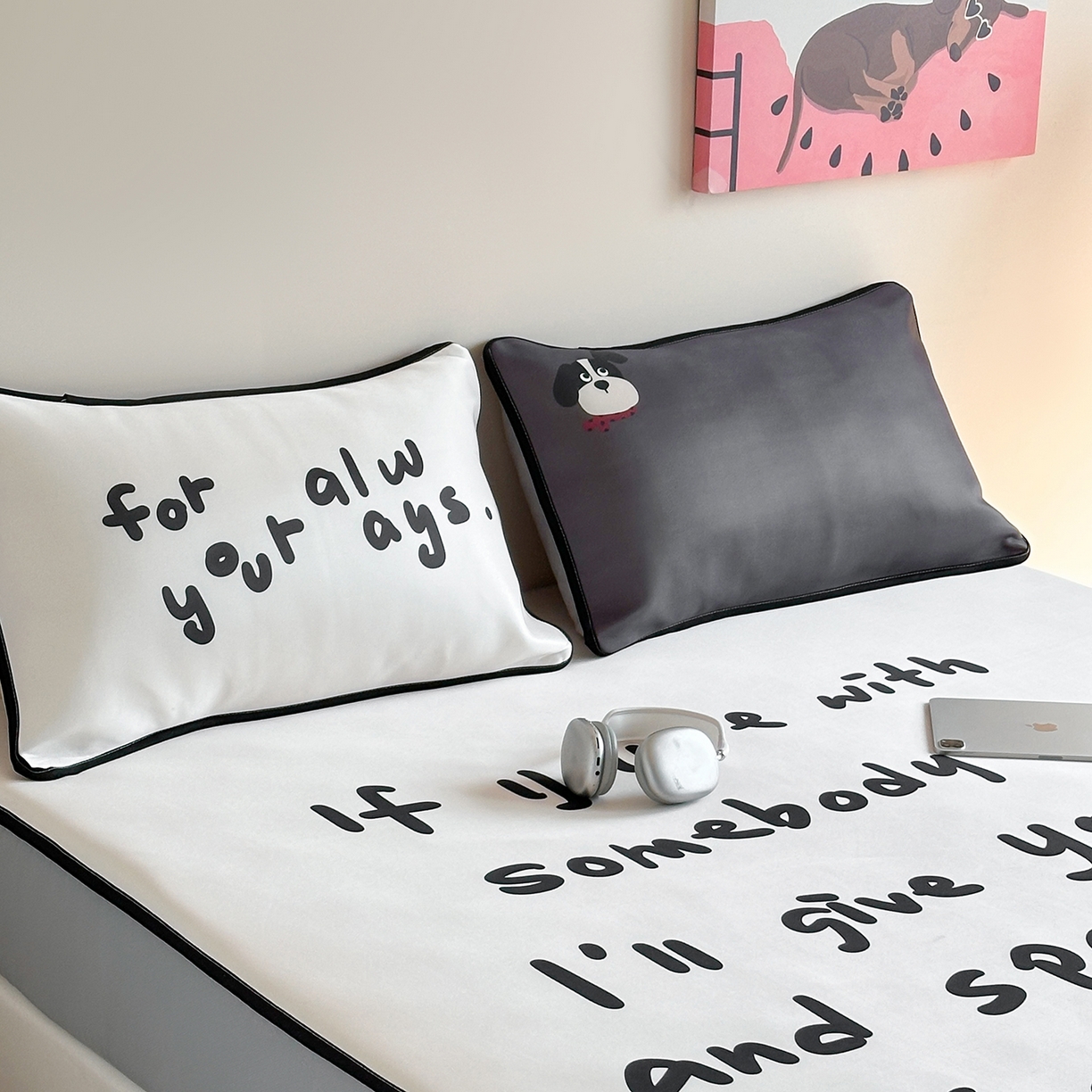 91家纺网 家纺一手货源 找家纺 桃喜 2026新款数码印花冰纤维牛奶丝凉席 美式酷黑小狗