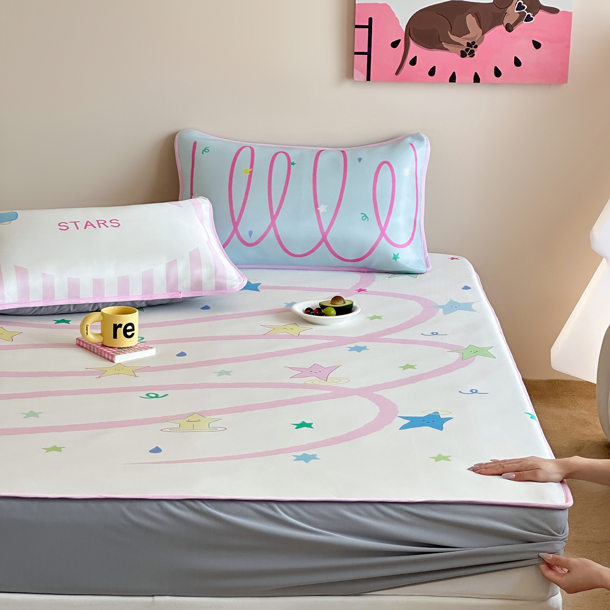 91家纺网 家纺一手货源 找家纺 桃喜 2026新款数码印花冰纤维牛奶丝凉席 梦幻流星带