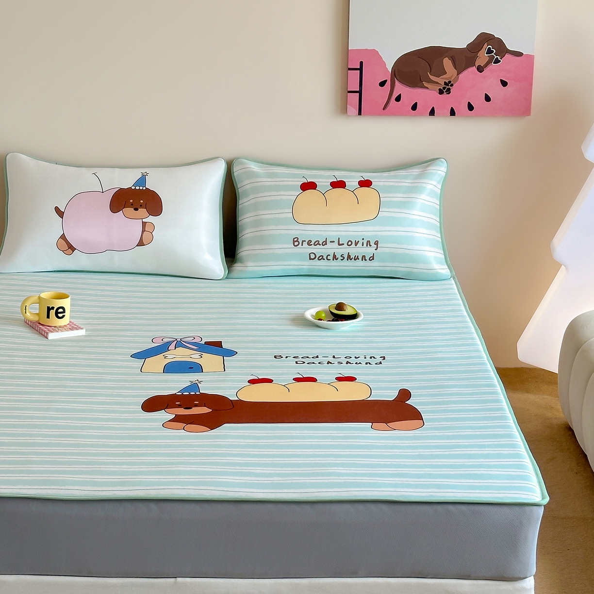 91家纺网 家纺一手货源 找家纺 桃喜 2026新款数码印花冰纤维牛奶丝凉席 面包腊肠狗