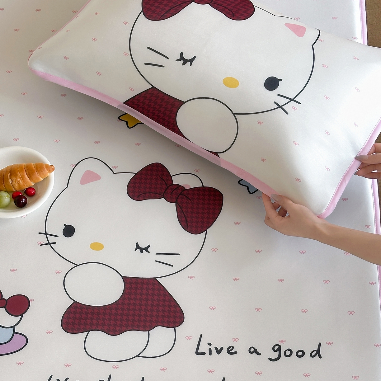 91家纺网 家纺一手货源 找家纺 桃喜 2026新款数码印花冰纤维牛奶丝凉席 甜心猫咪