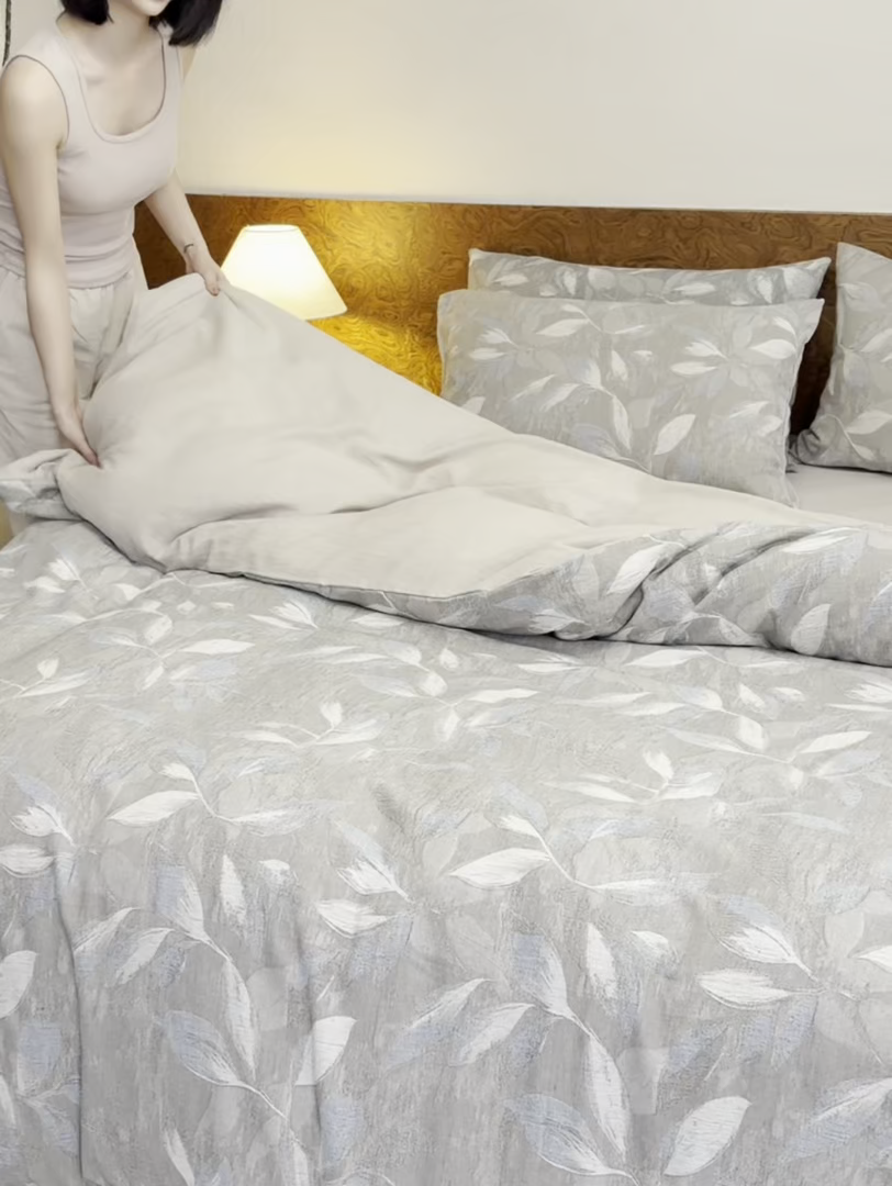 91家纺网 家纺一手货源 找家纺 安莱生活 2026新品色织棉麻大提花四件套蔓藤浮雕复古被套床单床品 蔓藤-汀蓝