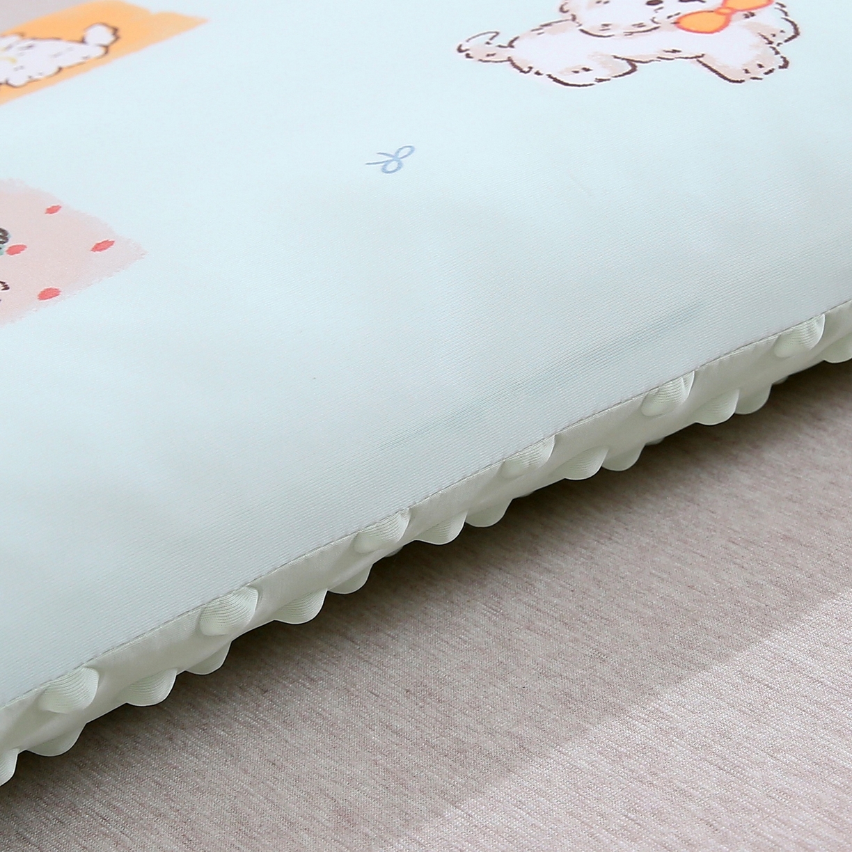 91家纺网 家纺一手货源 找家纺 珍贝家纺 2026新款A面凉感丝+B面豆豆绒枕头枕套+枕芯儿童枕学生枕枕头枕芯 凉感--快乐小狗