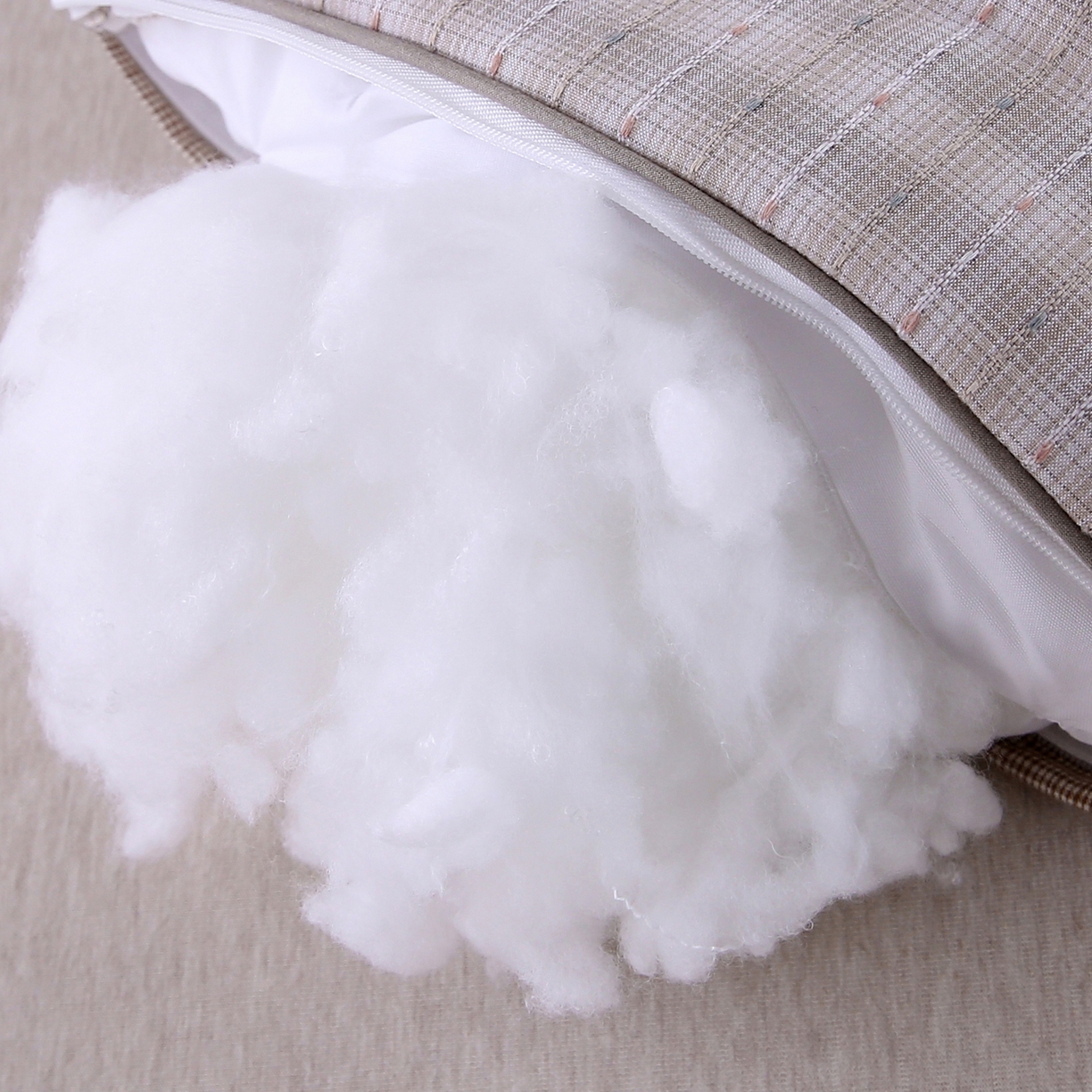 91家纺网 家纺一手货源 找家纺 珍贝家纺 2026新款全棉水洗棉贴布绣荞麦枕枕头枕芯-短尾兔 短尾兔-灰