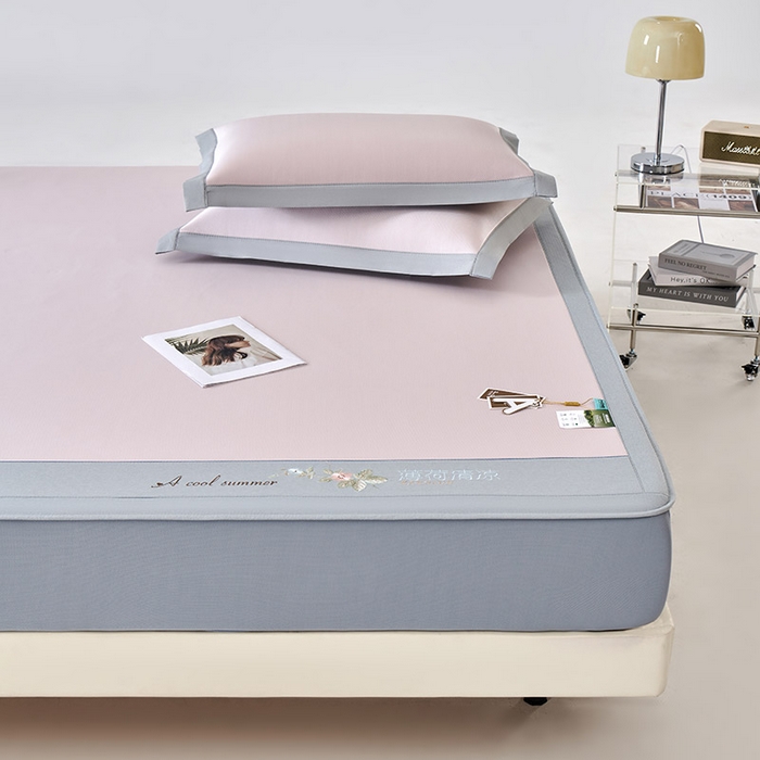 91家纺网 家纺一手货源 找家纺 小牛席业 2026春夏新款双PE高凉感-薄荷清凉冰丝席席子凉席-床笠款 粉色