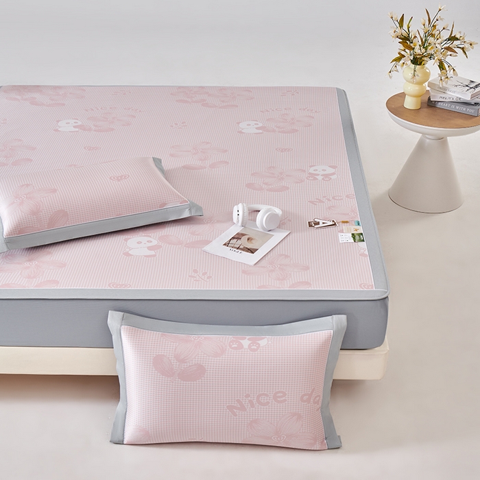 91家纺网 家纺一手货源 找家纺 小牛席业 2026新款胖达凉感提花冰丝席席子凉席-床笠款 粉色