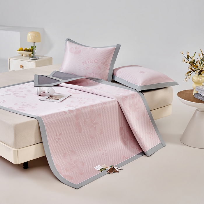 91家纺网 家纺一手货源 找家纺 小牛席业 2026新款胖达凉感提花冰丝席席子凉席 粉色