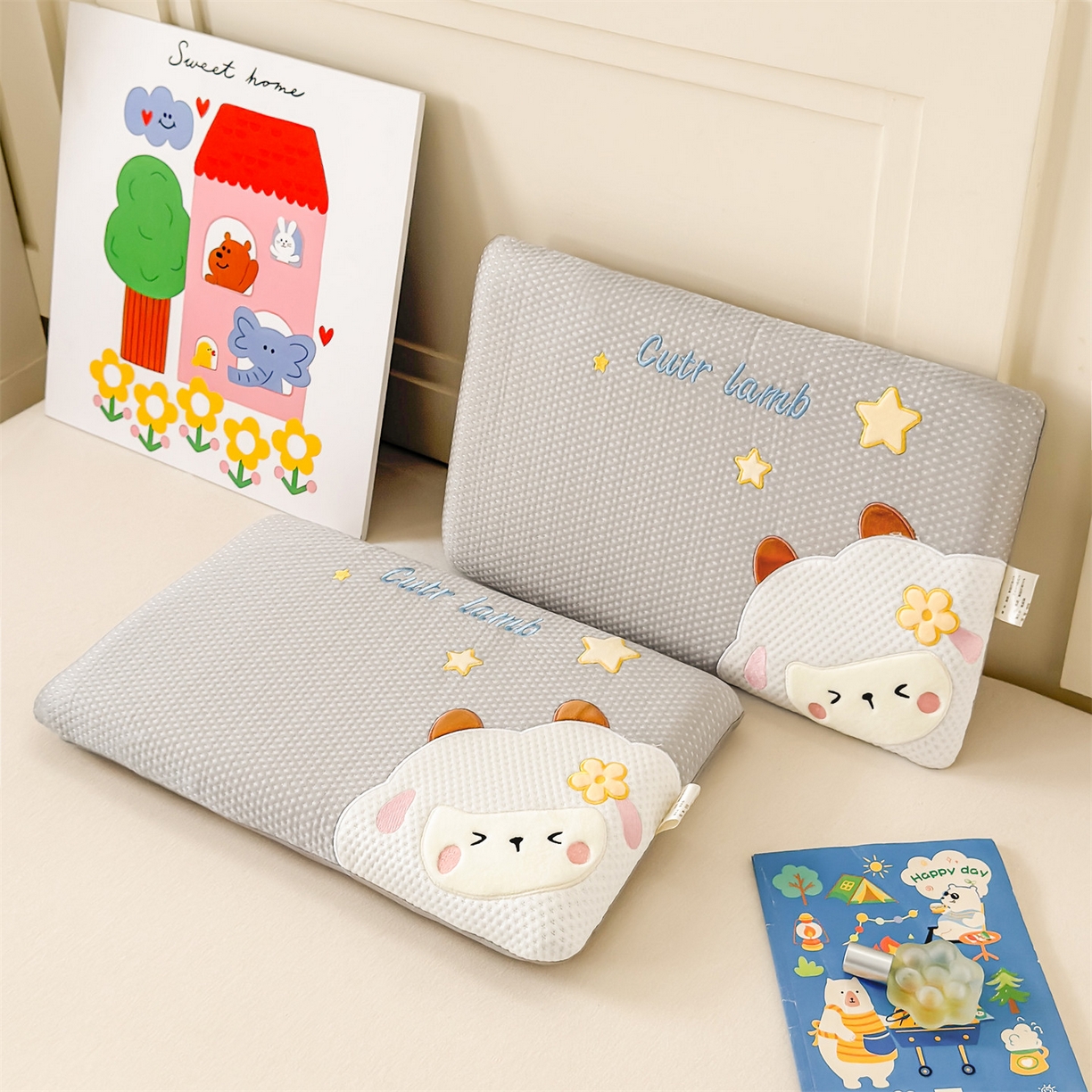 91家纺网 家纺一手货源 找家纺 麦肯锡 2026新款小绵羊卡通面包记忆枕枕头枕芯 小绵羊-灰色