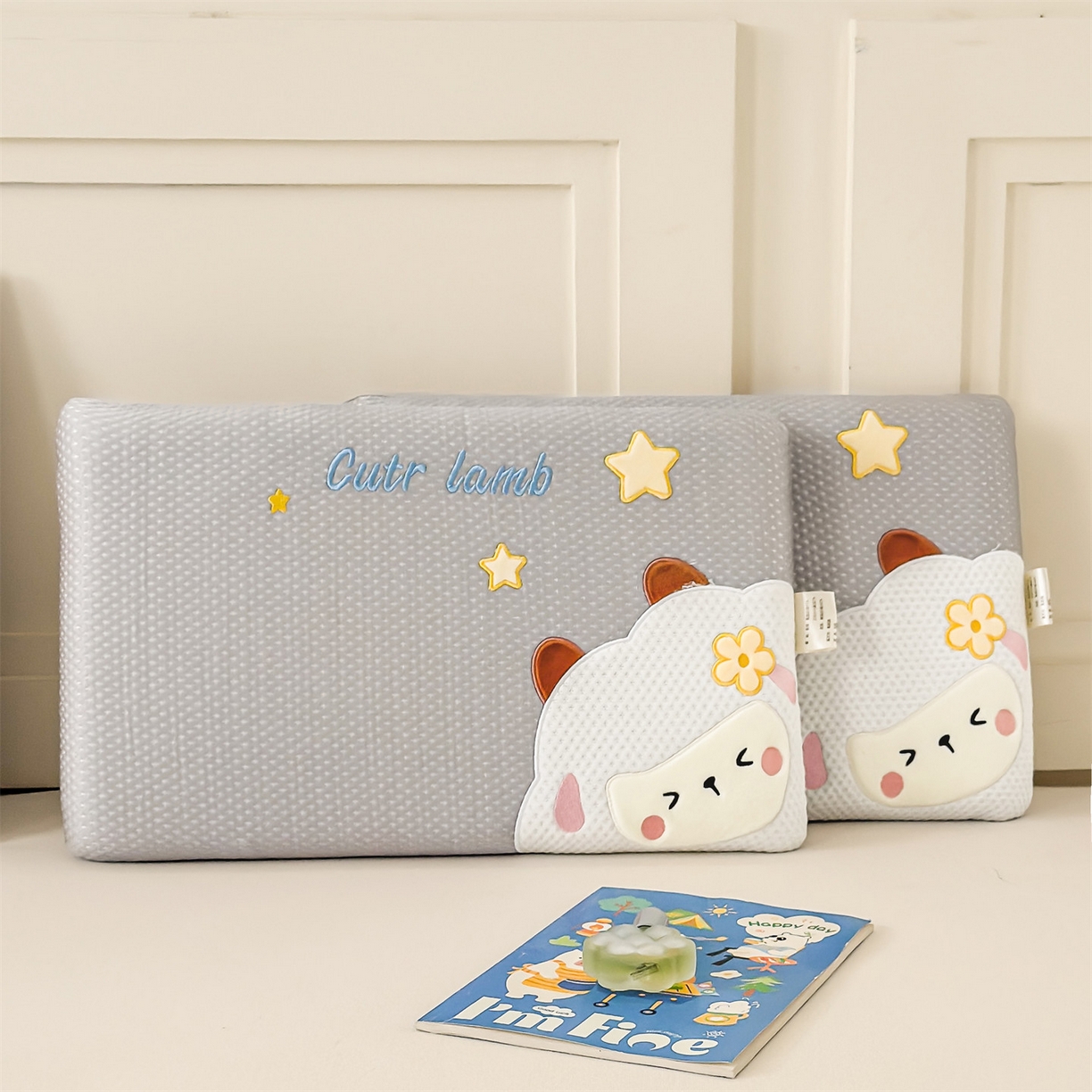 91家纺网 家纺一手货源 找家纺 麦肯锡 2026新款小绵羊卡通面包记忆枕枕头枕芯 小绵羊-灰色