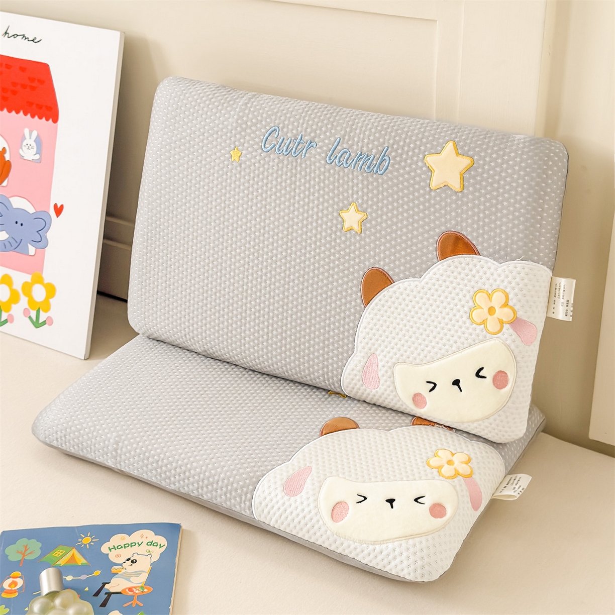 91家纺网 家纺一手货源 找家纺 麦肯锡 2026新款小绵羊卡通面包记忆枕枕头枕芯 小绵羊-灰色