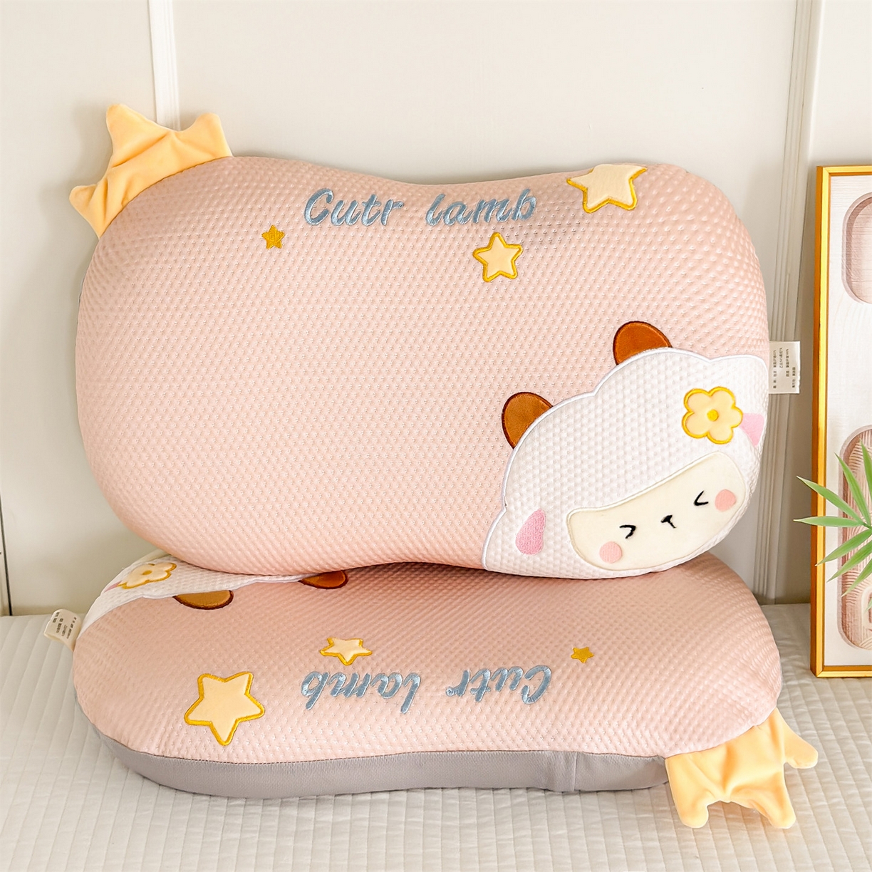 91家纺网 家纺一手货源 找家纺 （总）麦肯锡 2026新款小绵羊卡通记忆枕枕头枕芯