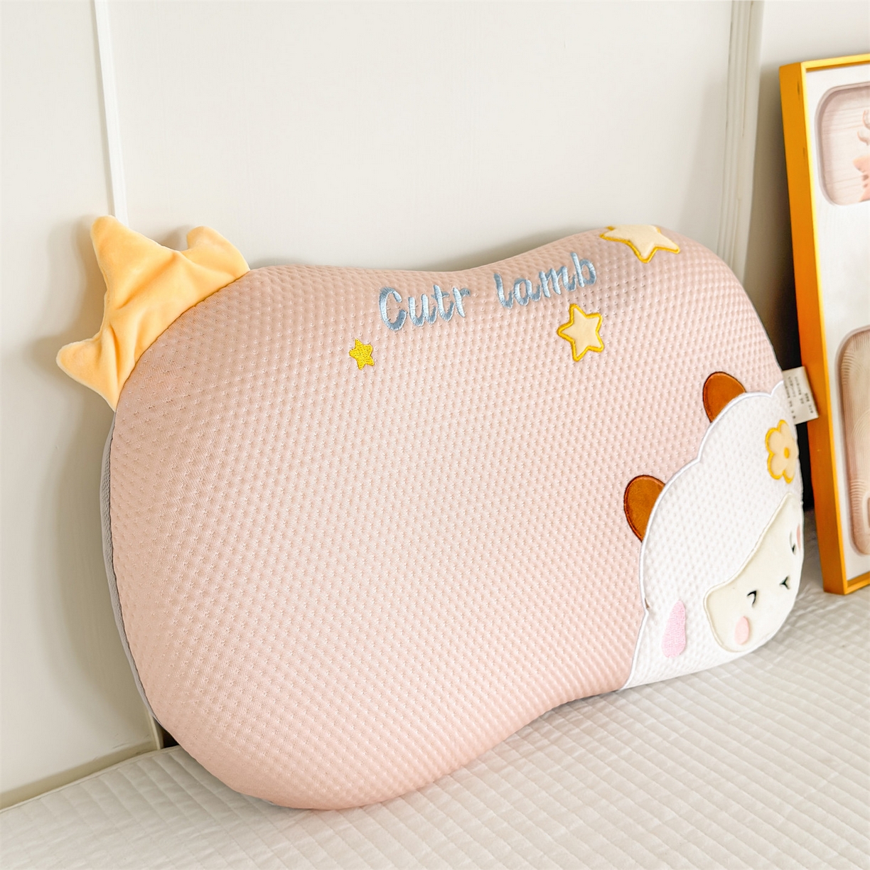91家纺网 家纺一手货源 找家纺 麦肯锡 2026新款小绵羊卡通记忆枕枕头枕芯 小绵羊-粉色