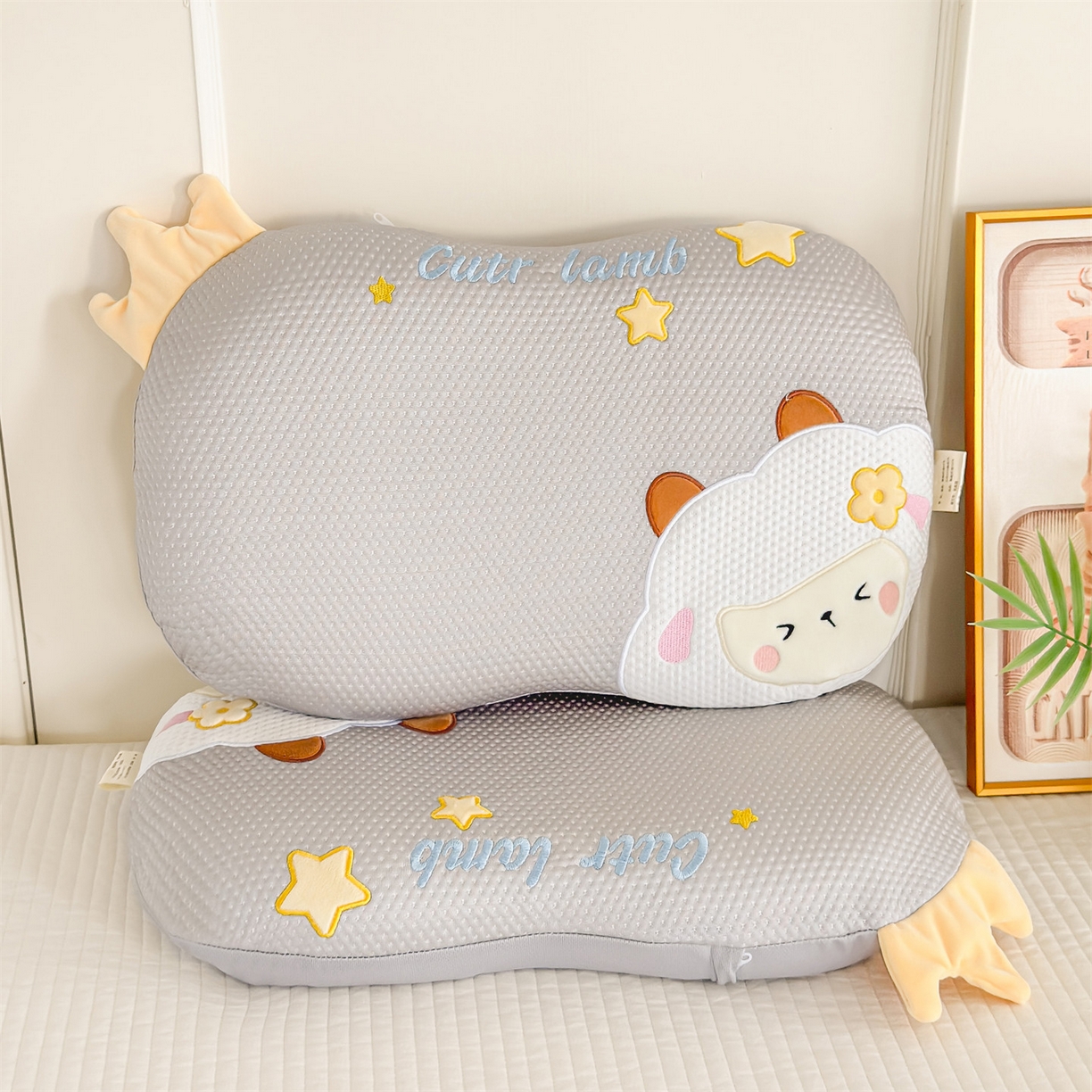 91家纺网 家纺一手货源 找家纺 麦肯锡 2026新款小绵羊卡通记忆枕枕头枕芯 小绵羊-灰色
