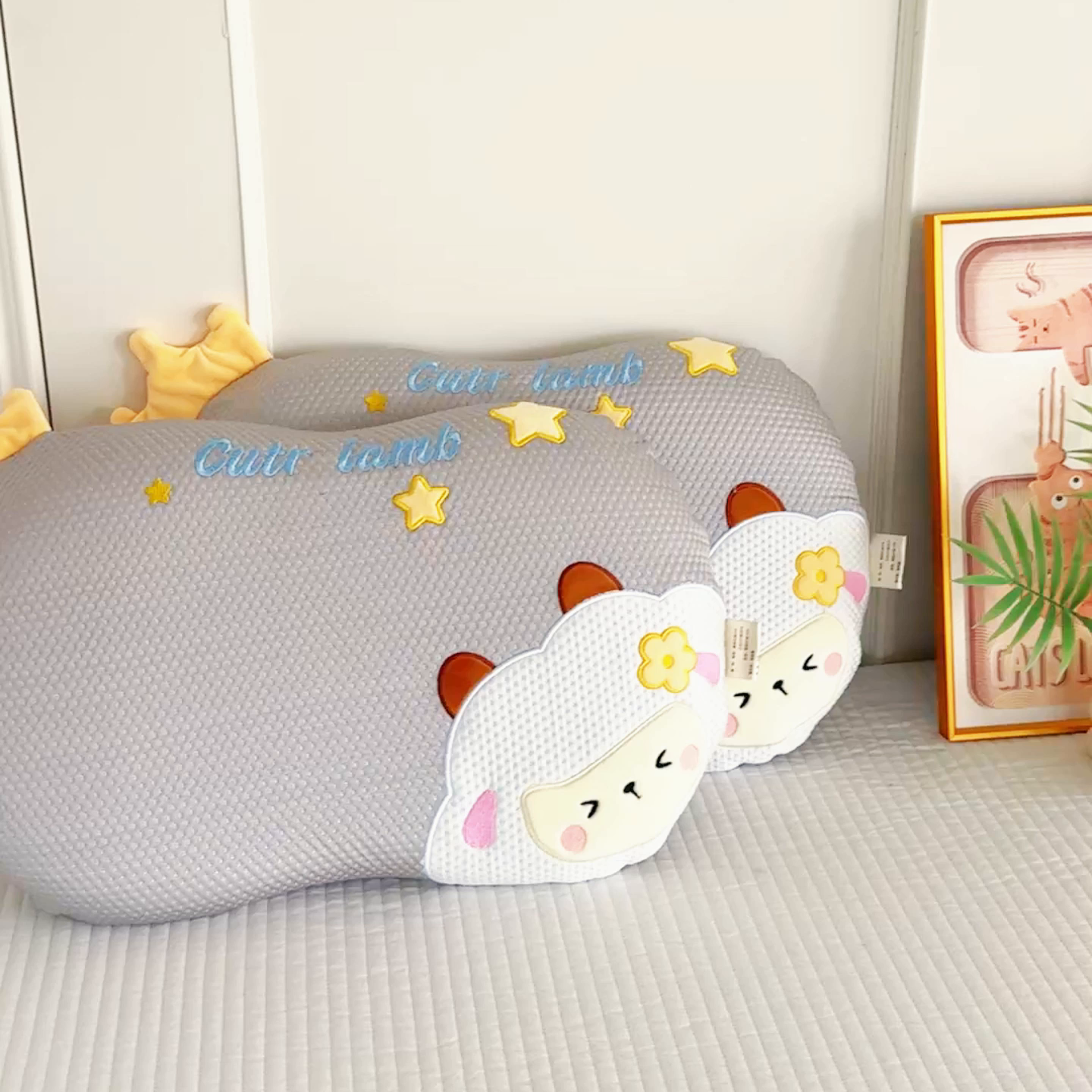 91家纺网 家纺一手货源 找家纺 麦肯锡 2026新款小绵羊卡通记忆枕枕头枕芯 小绵羊-灰色