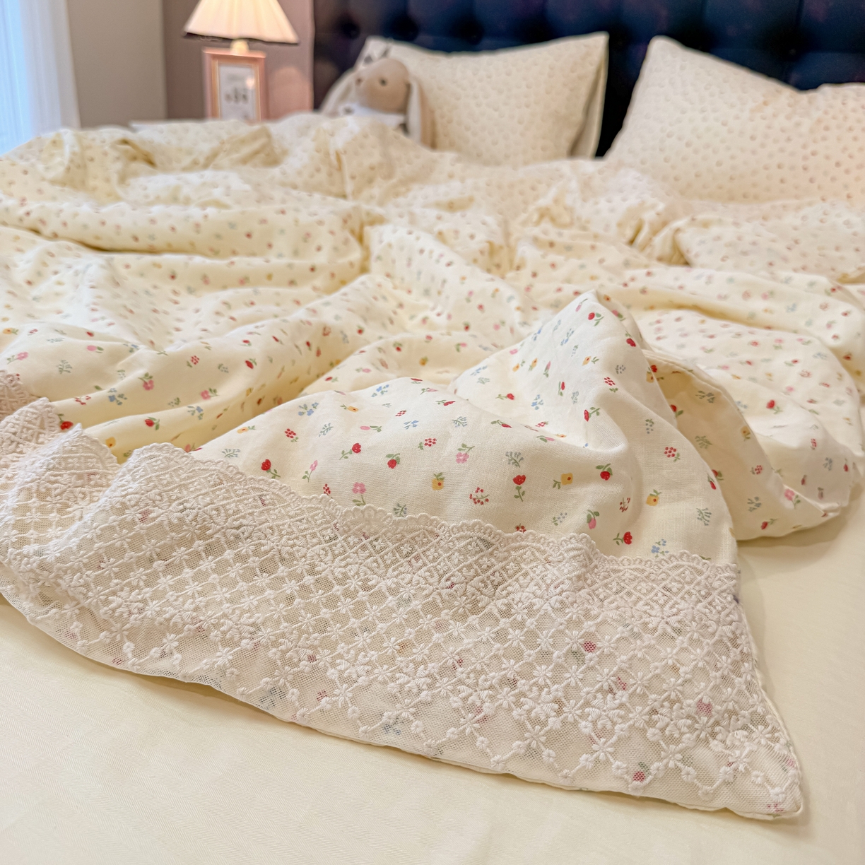 91家纺网 家纺一手货源 找家纺 （总）盼季家纺 2026新款水洗棉印花法式高定小碎花蕾丝花边四件套