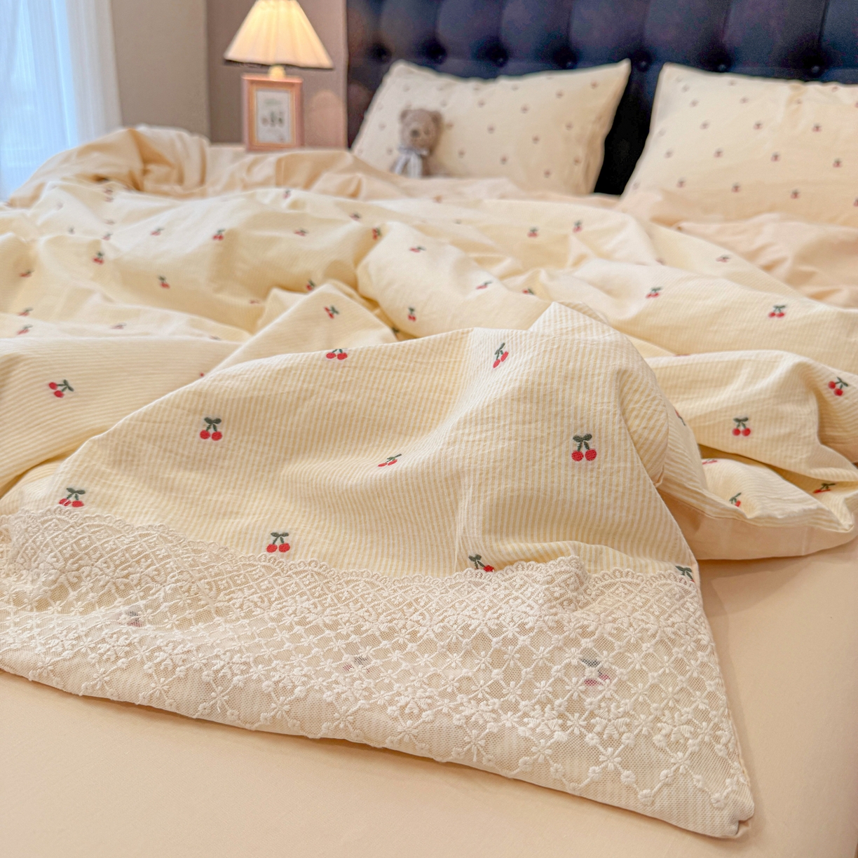 91家纺网 家纺一手货源 找家纺 （总）盼季家纺 2026新款水洗棉印花法式高定小碎花蕾丝花边四件套