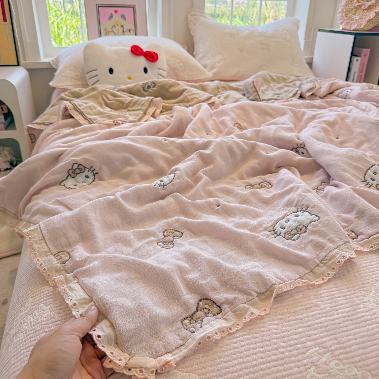 91家纺网 家纺一手货源 找家纺 盼季家纺 2026新款A类木棉皱皱纱床盖夏被四件套场景二-奶盖KT 奶盖KT-粉粉