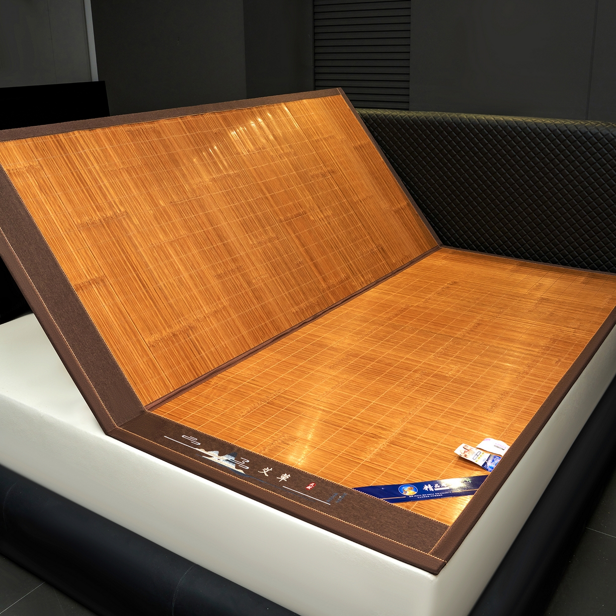 91家纺网 家纺一手货源 找家纺 （总）思雅庭 2026新款艾草宽边绣花驱蚊席拍图二