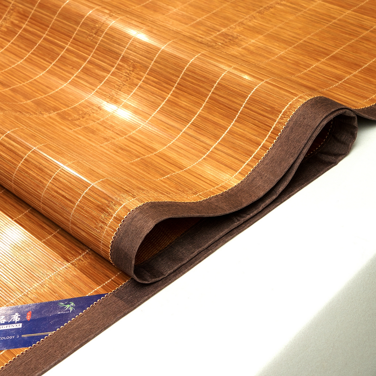 91家纺网 家纺一手货源 找家纺 思雅庭 2026新款艾草宽边绣花驱蚊席拍图二 艾草养生席