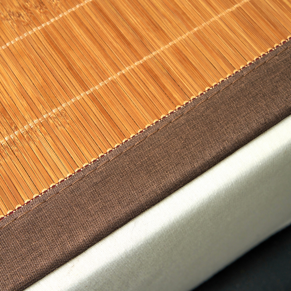 91家纺网 家纺一手货源 找家纺 （总）思雅庭 2026新款艾草宽边绣花驱蚊席拍图二