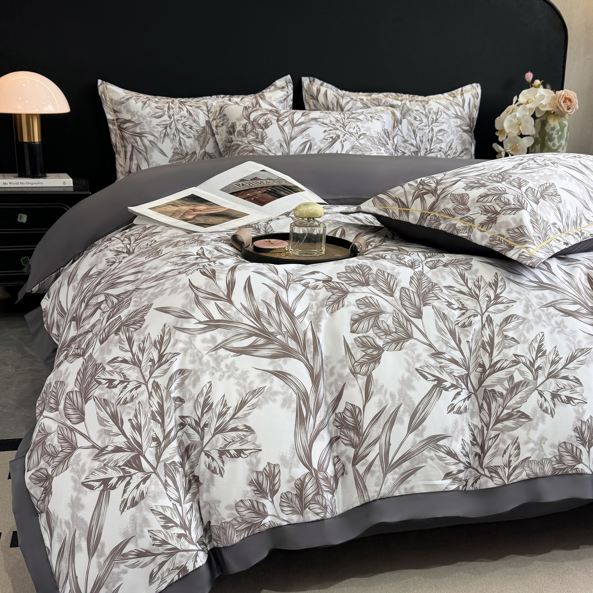 91家纺网 家纺一手货源 找家纺 花伞家居 2026新款花水洗真丝四件套含买家秀 草木蔓发-深灰