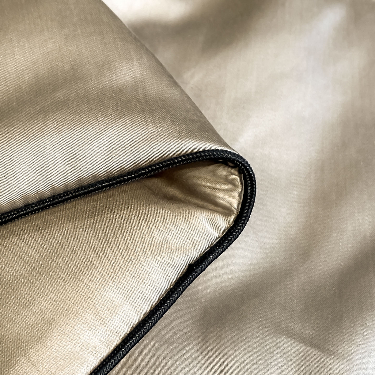 91家纺网 家纺一手货源 找家纺 新方向 2026新款刺绣A类20%蚕丝天丝棉夏被夏凉被空调被四件套-科迪 科迪-香槟