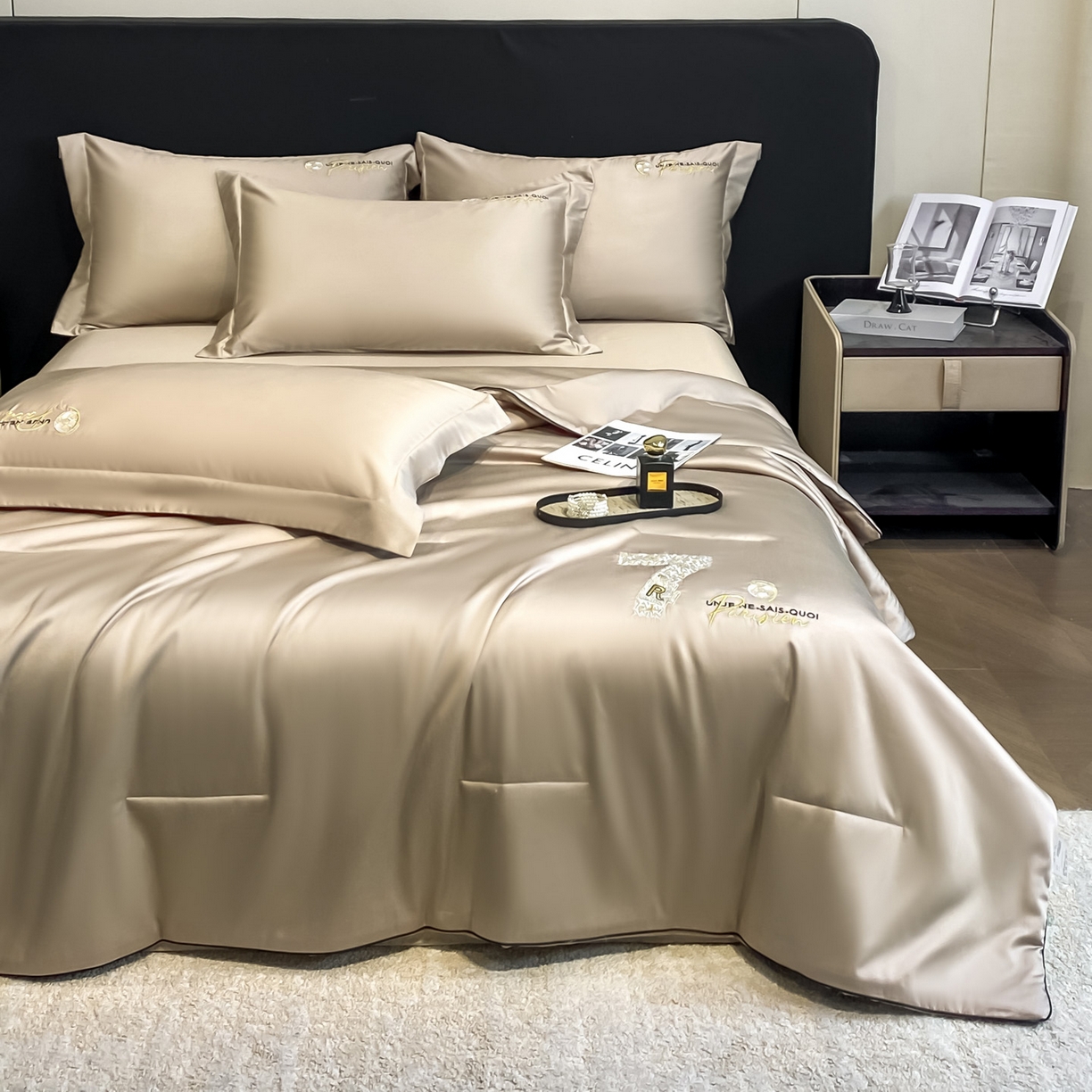 91家纺网 家纺一手货源 找家纺 新方向 2026新款刺绣A类20%蚕丝天丝棉夏被夏凉被空调被四件套-科迪 科迪-香槟