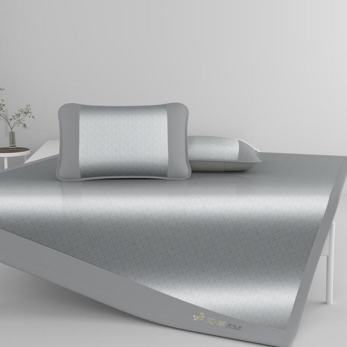 91家纺网 家纺一手货源 找家纺 南北家居 2026新款舒适亲肤凉感艾草驱蚊席凉席-床席款-床笠款 艾草驱蚊席-灰床席款