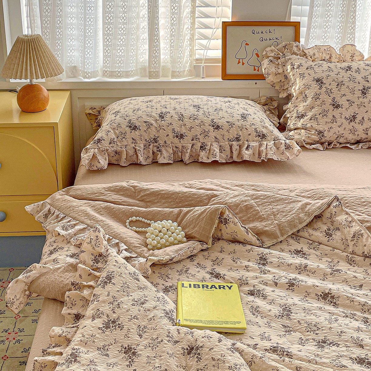 91家纺网 家纺一手货源 找家纺 南北家居 2026新款泡芙棉花边夏被四件套 XB初柠