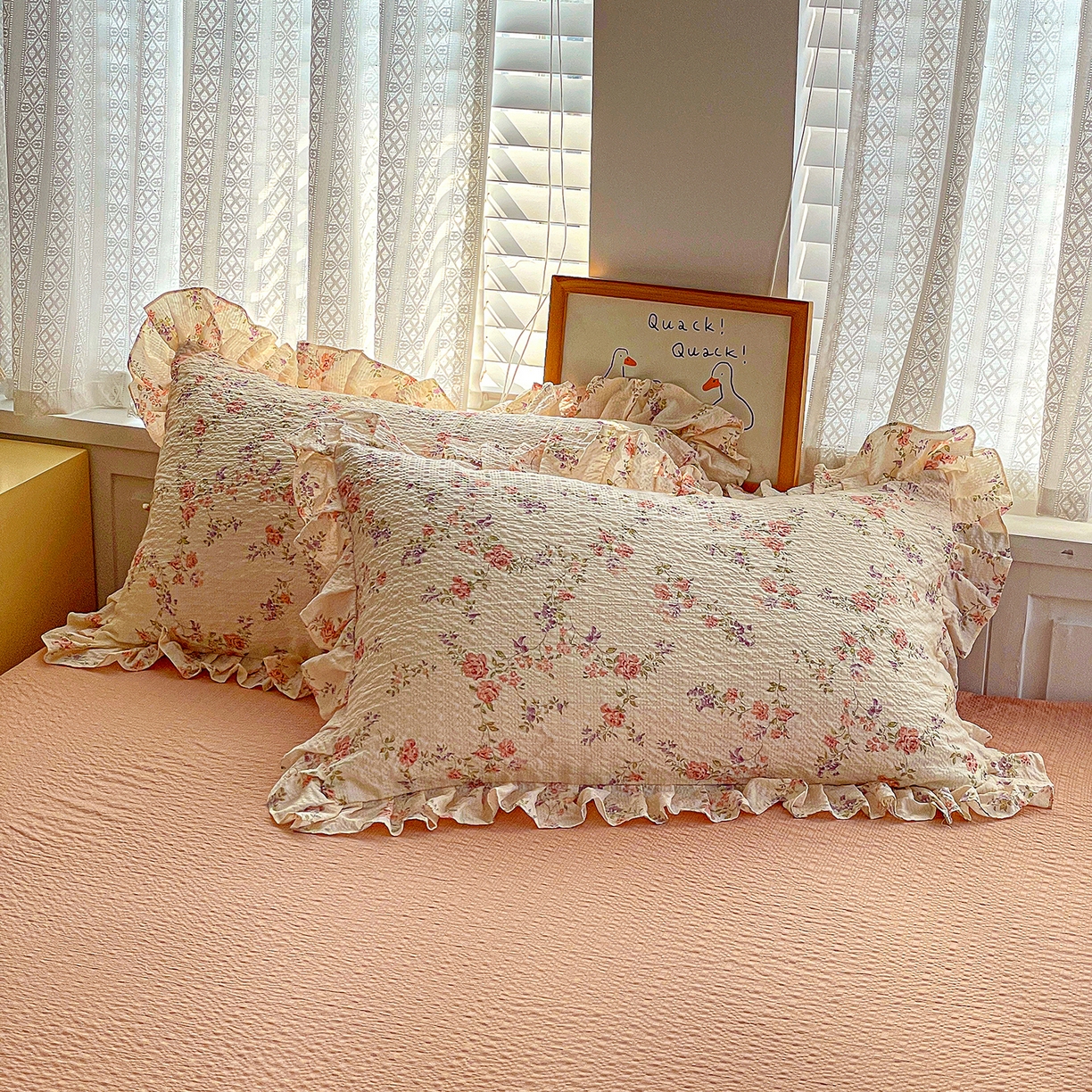 91家纺网 家纺一手货源 找家纺 南北家居 2026新款泡芙棉花边夏被四件套 XB春色