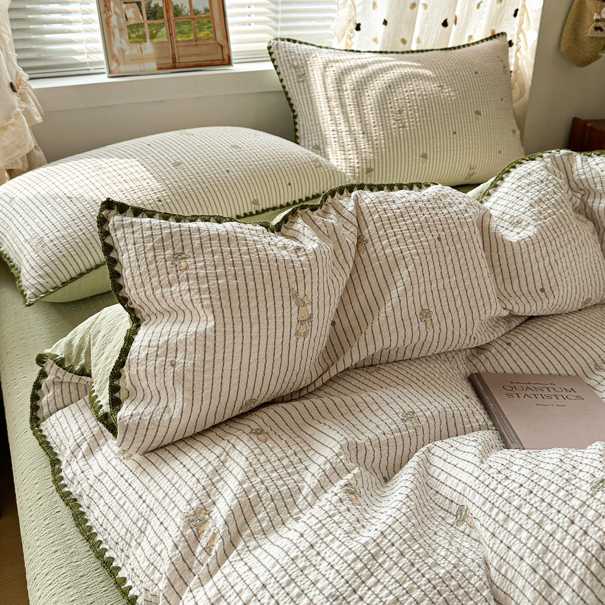 91家纺网 家纺一手货源 找家纺 南北家居 2026新款泡芙被壳针四件套 蘑菇兔