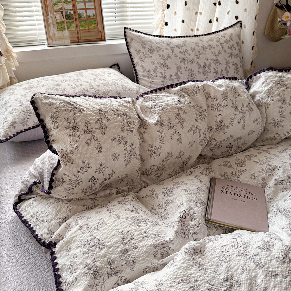 91家纺网 家纺一手货源 找家纺 南北家居 2026新款泡芙被壳针四件套 蝶迹