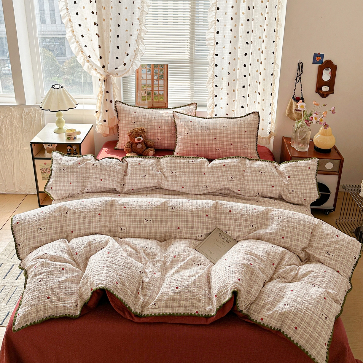 91家纺网 家纺一手货源 找家纺 南北家居 2026新款泡芙被壳针四件套 苹果狗