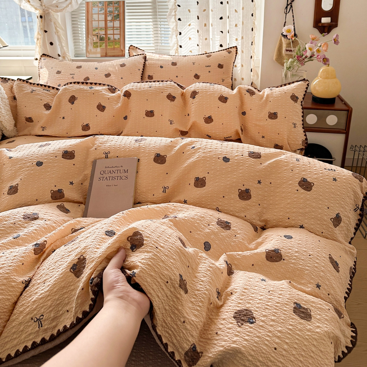 91家纺网 家纺一手货源 找家纺 南北家居 2026新款泡芙被壳针四件套 曲奇猫