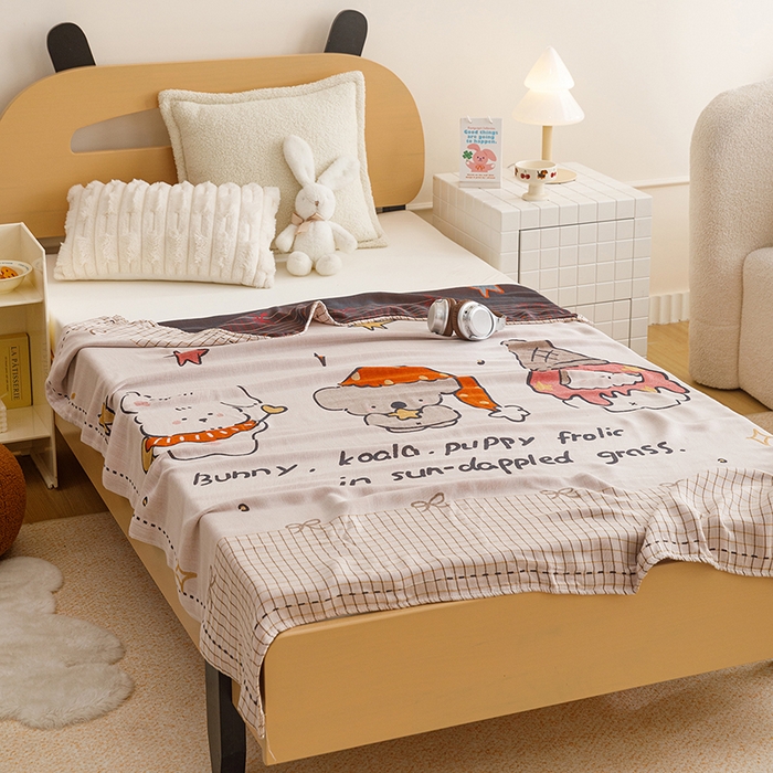 91家纺网 家纺一手货源 找家纺 悦然毛巾被 2026春夏新款三层竹纤维冷感毯休闲儿童毯成人毛巾被 小时光