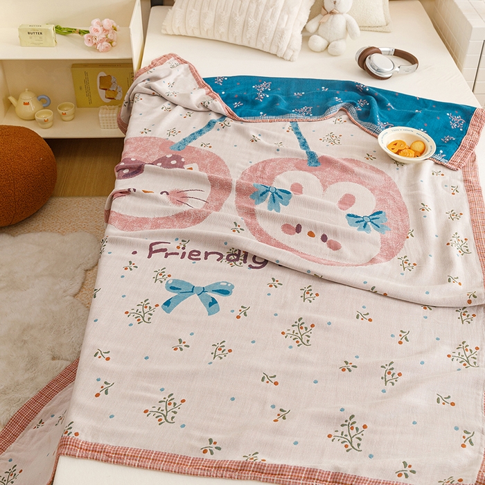 91家纺网 家纺一手货源 找家纺 悦然毛巾被 2026春夏新款三层竹纤维冷感毯休闲儿童毯成人毛巾被 花下萌猫