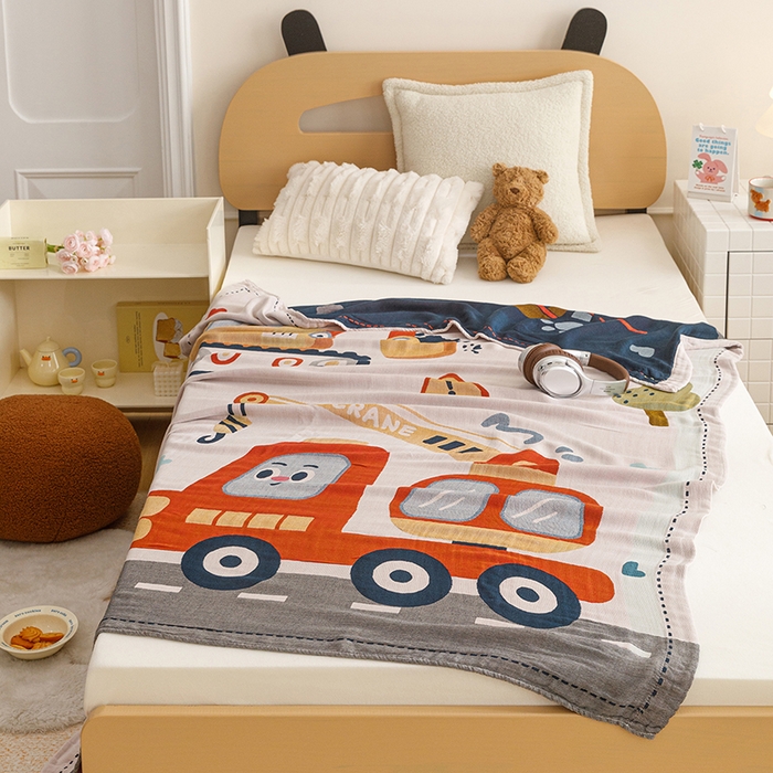 91家纺网 家纺一手货源 找家纺 悦然毛巾被 2026春夏新款三层竹纤维冷感毯休闲儿童毯成人毛巾被 阳光车长