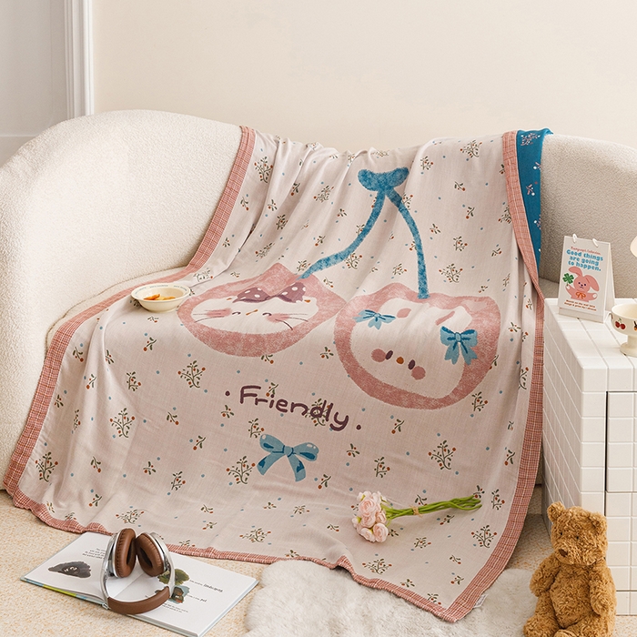 91家纺网 家纺一手货源 找家纺 悦然毛巾被 2026春夏新款三层竹纤维冷感毯休闲儿童毯成人毛巾被 花下萌猫