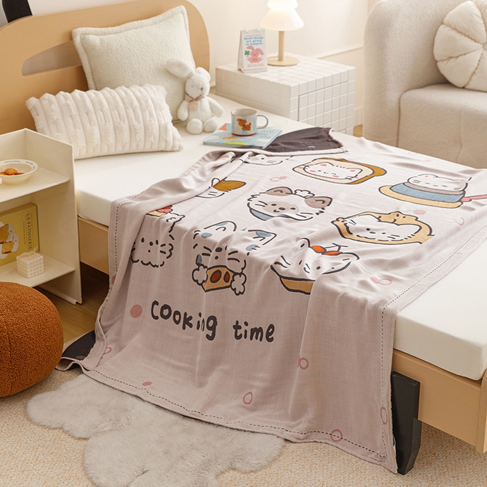 91家纺网 家纺一手货源 找家纺 悦然毛巾被 2026春夏新款三层竹纤维冷感毯休闲儿童毯成人毛巾被 甜心猫团